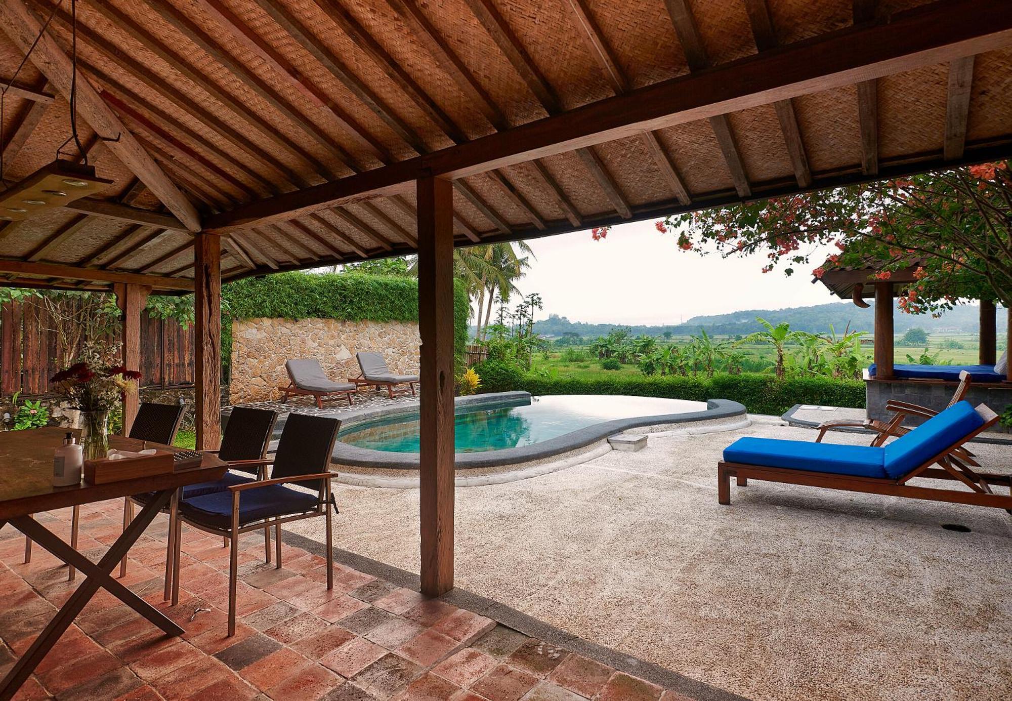 Villa Blue Steps Yogyakarta Exteriör bild