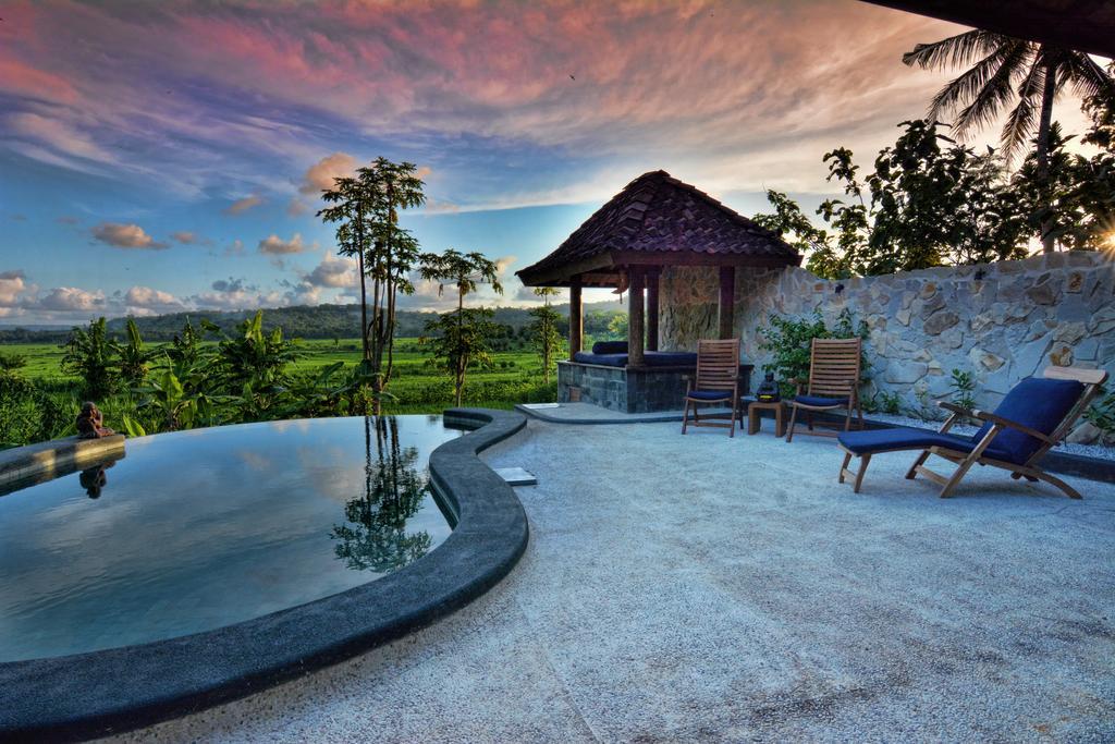Villa Blue Steps Yogyakarta Exteriör bild